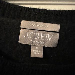 Cashmere shrunken crewneck sweater
